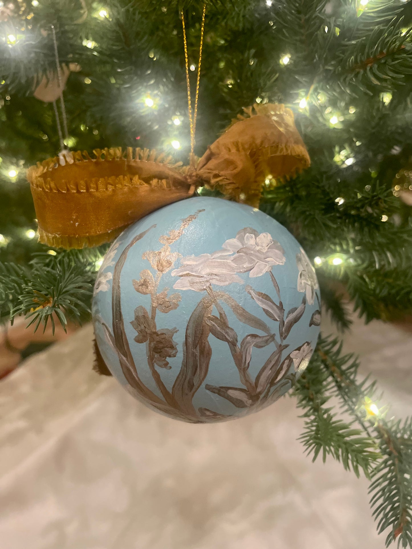 French blue & Gold Secret Garden ornament